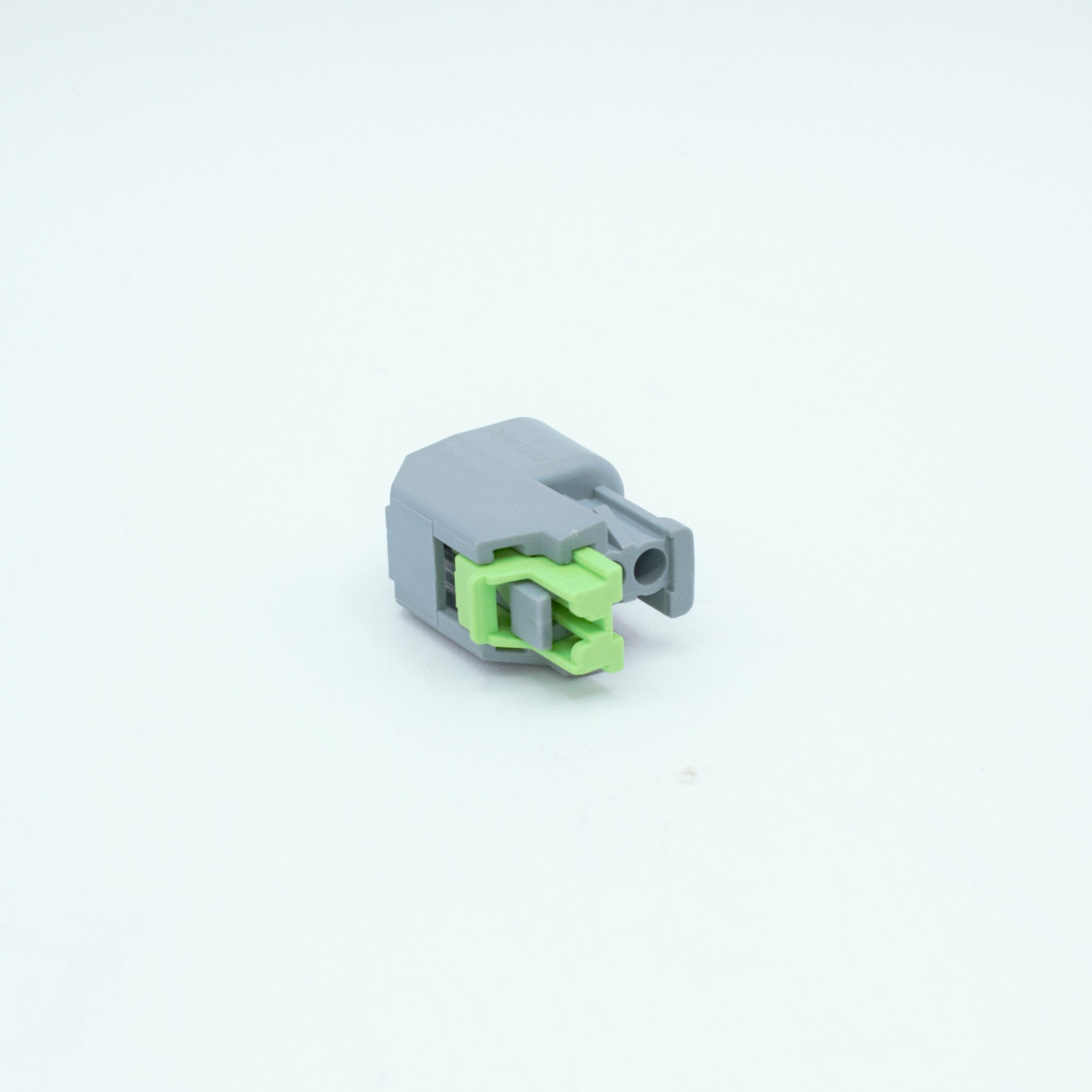 GM LS injector connector for EV6 USCAR type injectors.
Grey with a white TPA and a green TPA. Made by Delphi GT150 series 2 pin way terminal, sealed
Set comes with terminals and seals
can be used with most OEM and aftermarket USCAR injectors
avaliable as a set of 4,6 or 8